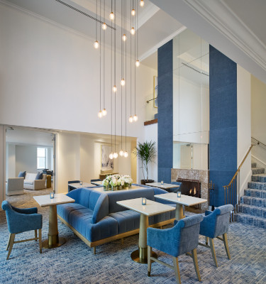 /images/content/diner/featured/salamander-dc-monument-club-8---credit-matt-dandy-small.jpg?009442455949647832