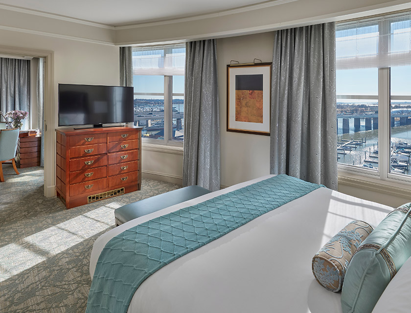 Marina View One Bedroom Suite