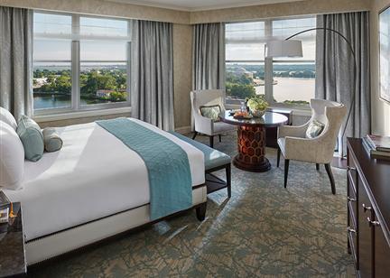 A premier water view room